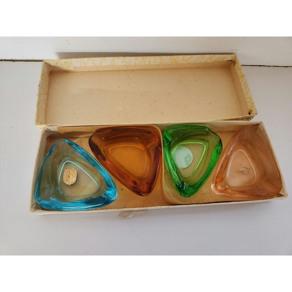 4 Mini Bohemian Czech Glass Ashtrays MCM 1960
Triangle Shape New